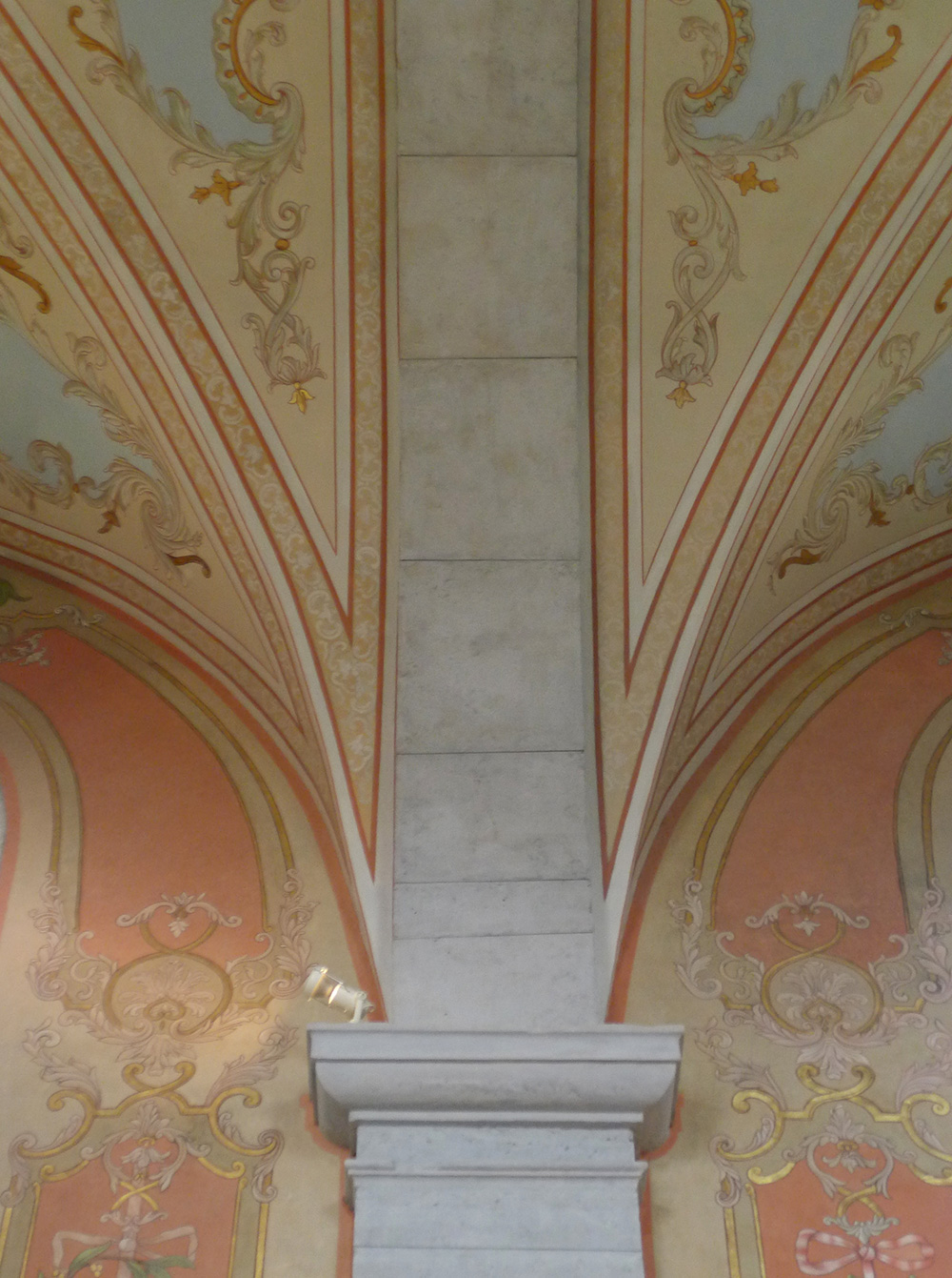 Détail du retable de l'église Saint-Valère de Goux-les-Usiers